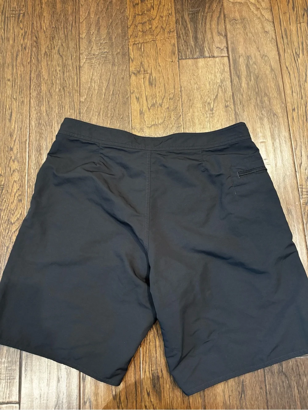 Men’s Patagonia Wavefarer Board Shorts Size 36